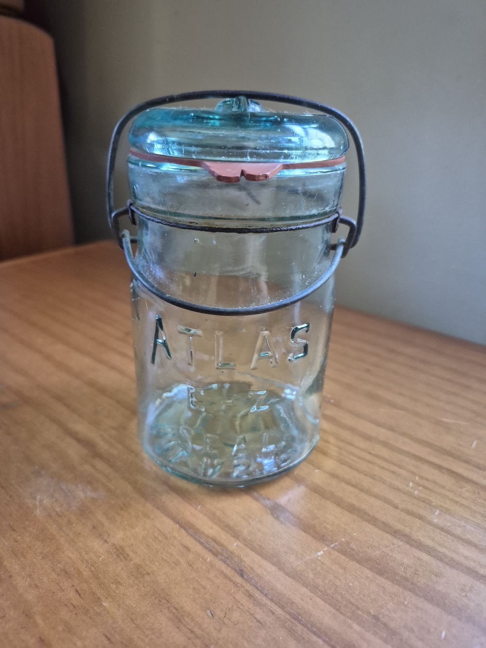 Antique Atlas Aqua Glass Pint Jar with Wire Bail Lid